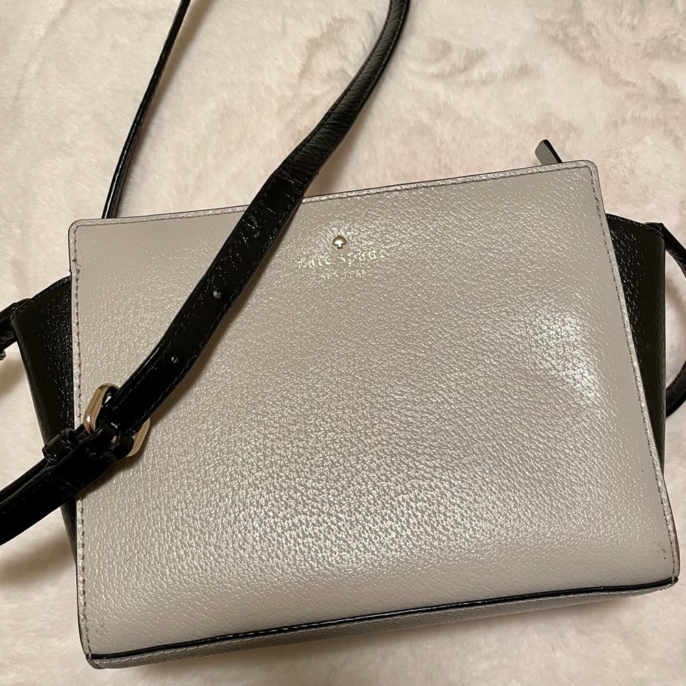 ☀️ Kate Spade Leather Square Crossbody